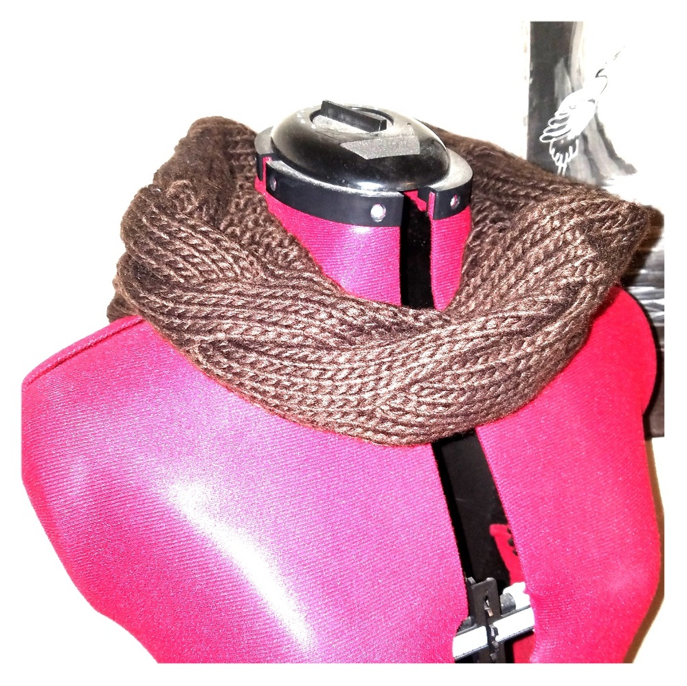Nine West Cowl
